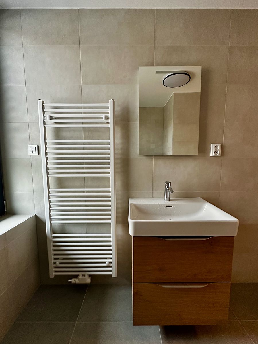 Pronájem bytu 2+kk 56 m² – fotografie 3
