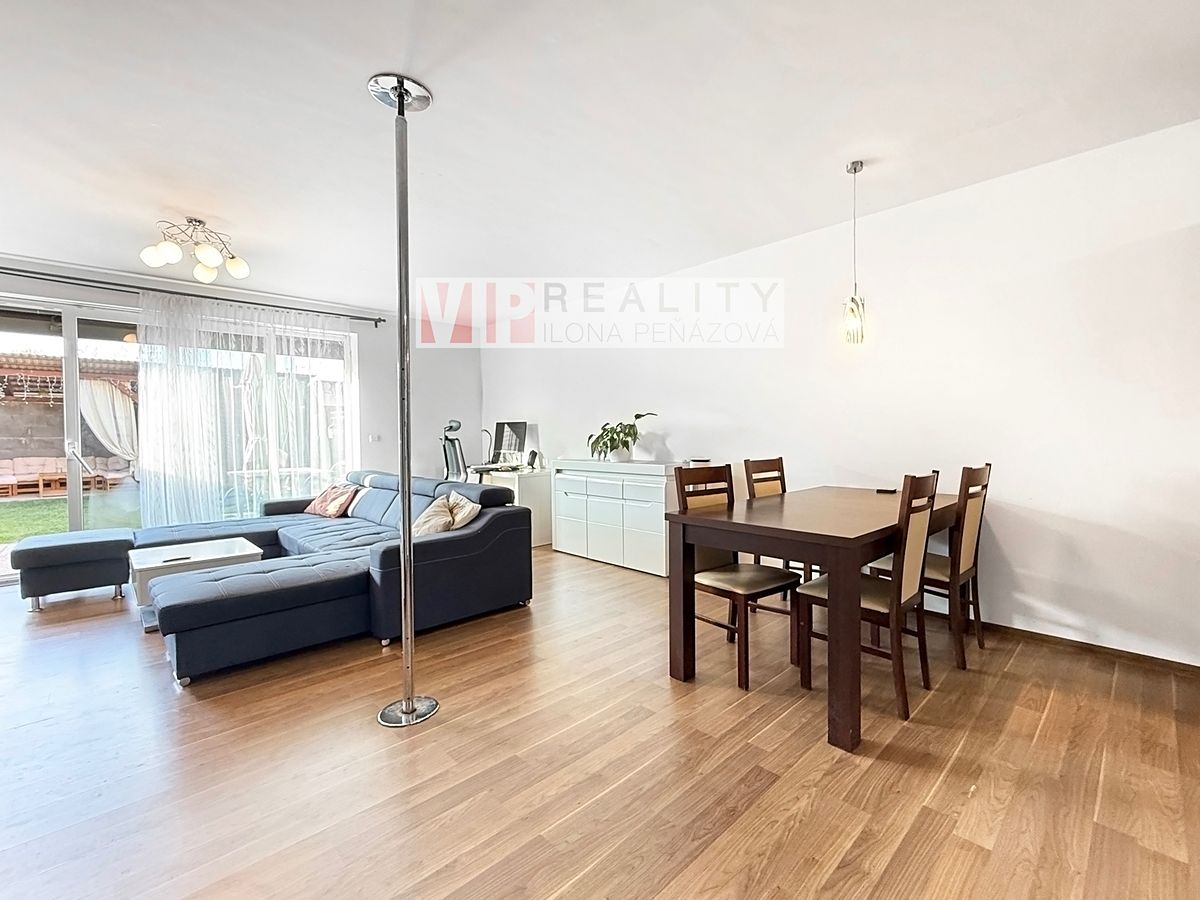 Prodej rodinného domu 110 m², pozemek 181 m² – fotografie 3