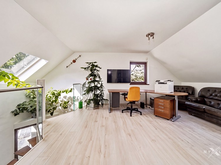 Будинок на продаж, 290 м² (18 з 26)