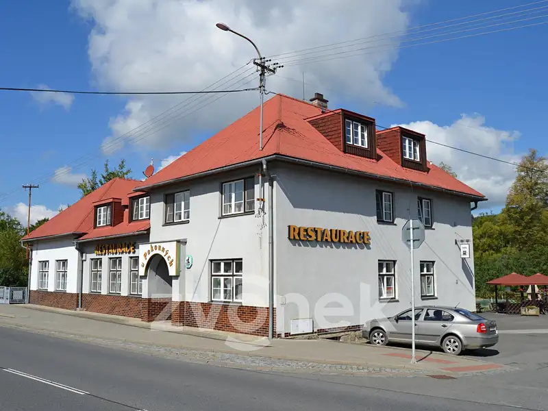 Prodej restaurace 500 m², Huslenky – náhled fotky 2