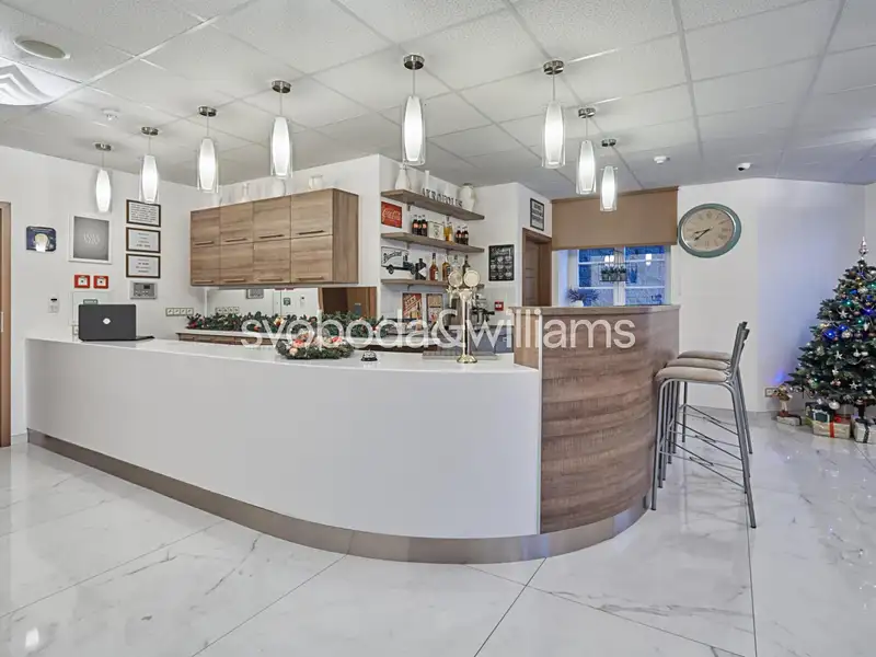 Prodej činžovního domu 662 m², Karlovy Vary – náhled fotky 3