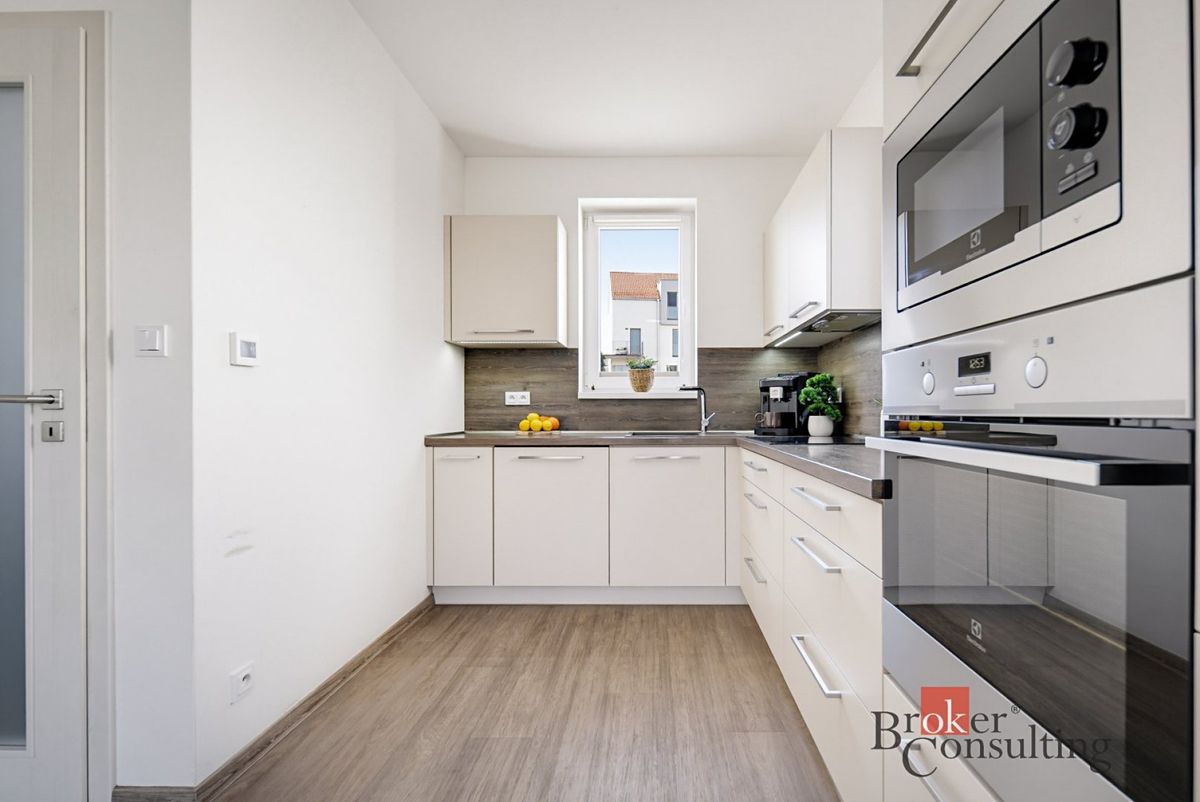 Prodej rodinného domu 80 m², pozemek 308 m² – fotografie 3