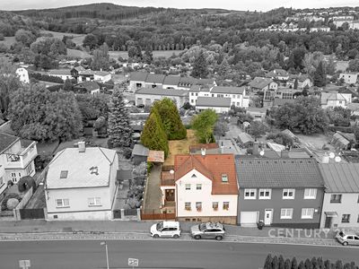 Prodej rodinného domu 196 m², pozemek 932 m²