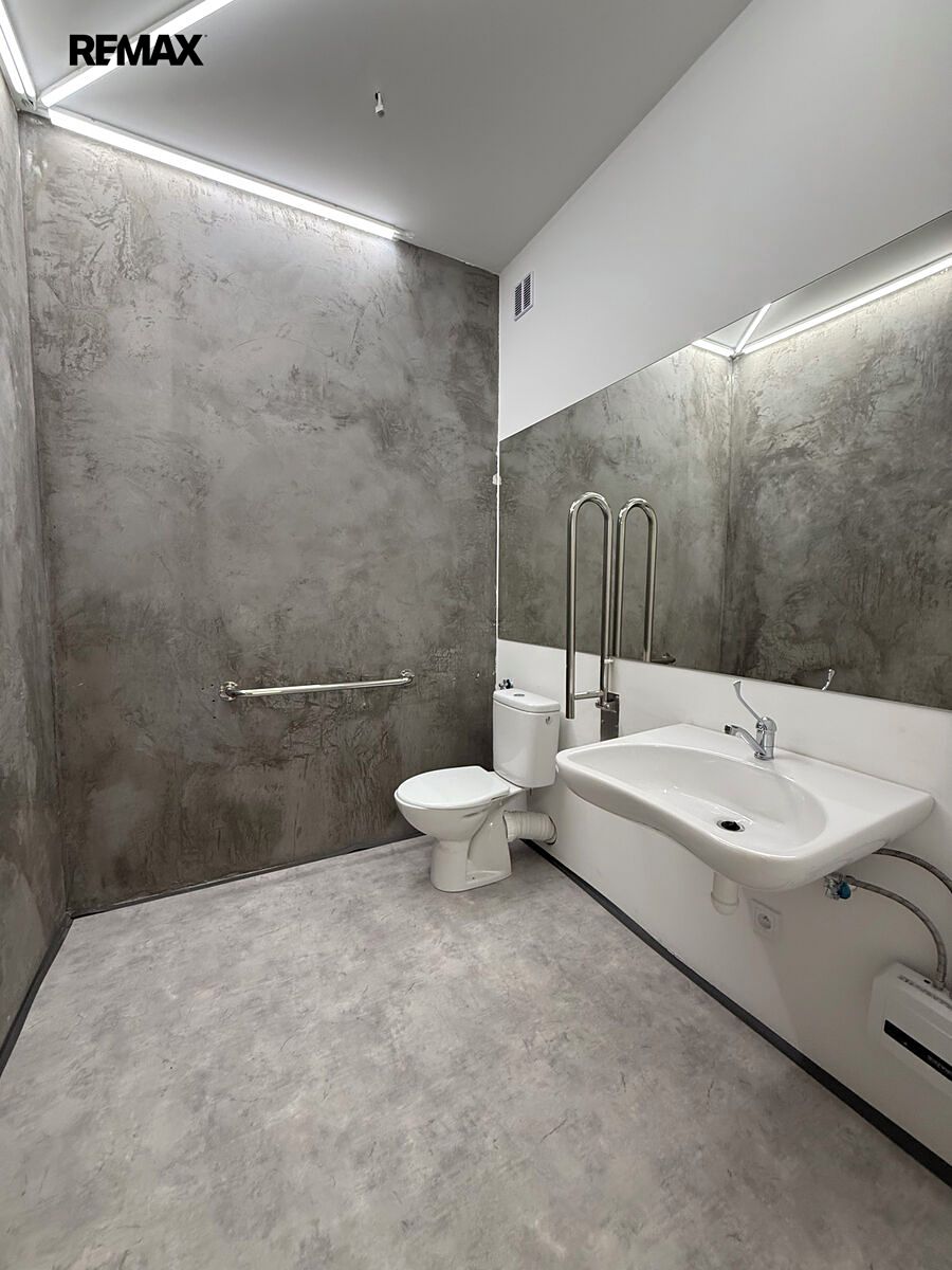 Pronájem ordinace 32 m² – fotografie 3