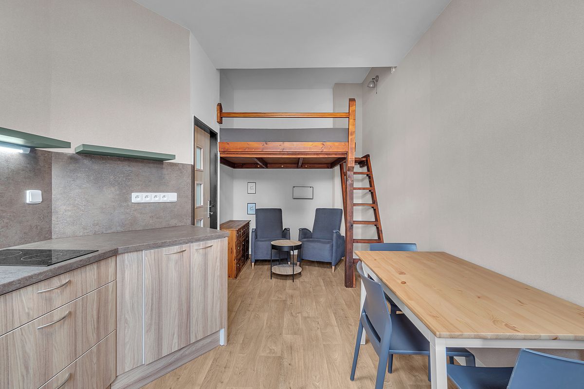 Pronájem bytu 1+kk 37 m² – fotografie 3