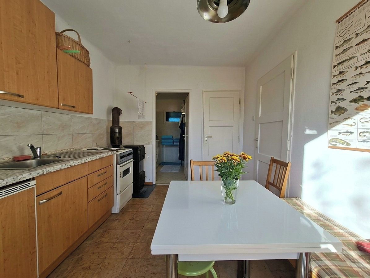 Prodej rodinného domu 90 m², pozemek 878 m² – fotografie 5