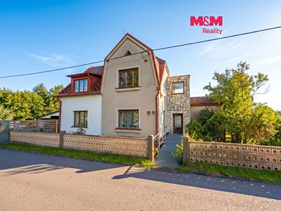 Prodej rodinného domu 140 m², pozemek 855 m²