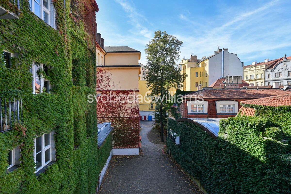 Pronájem bytu 2+kk 61 m² – fotografie 3
