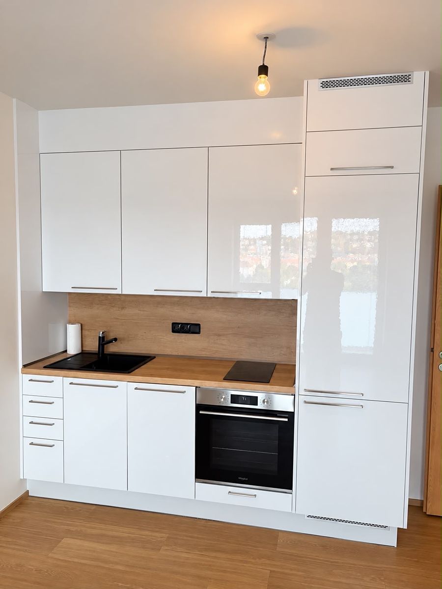 Pronájem bytu 2+kk 49 m² – fotografie 2
