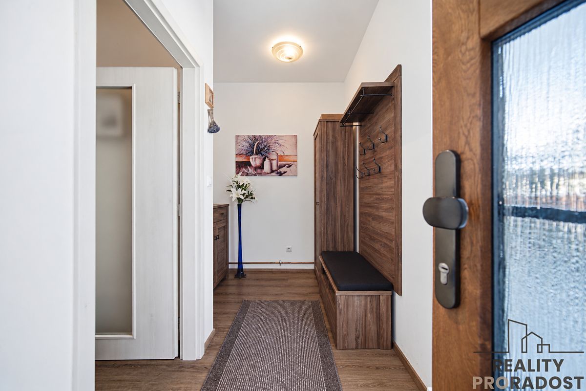 Prodej rodinného domu 148 m², pozemek 222 m² – fotografie 4