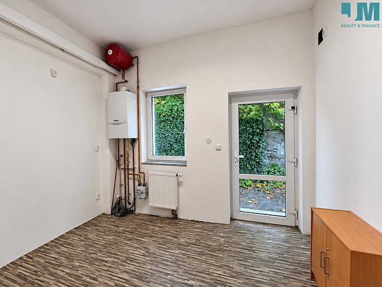 Комерційне приміщення в оренду, 16 м² (3 з 3)