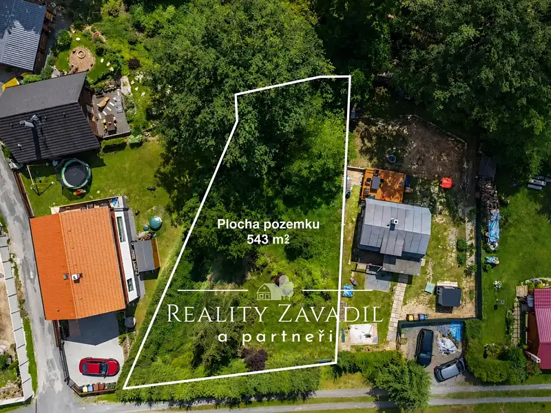 Prodej stavebního pozemku 543 m², Babice – náhled fotky 3