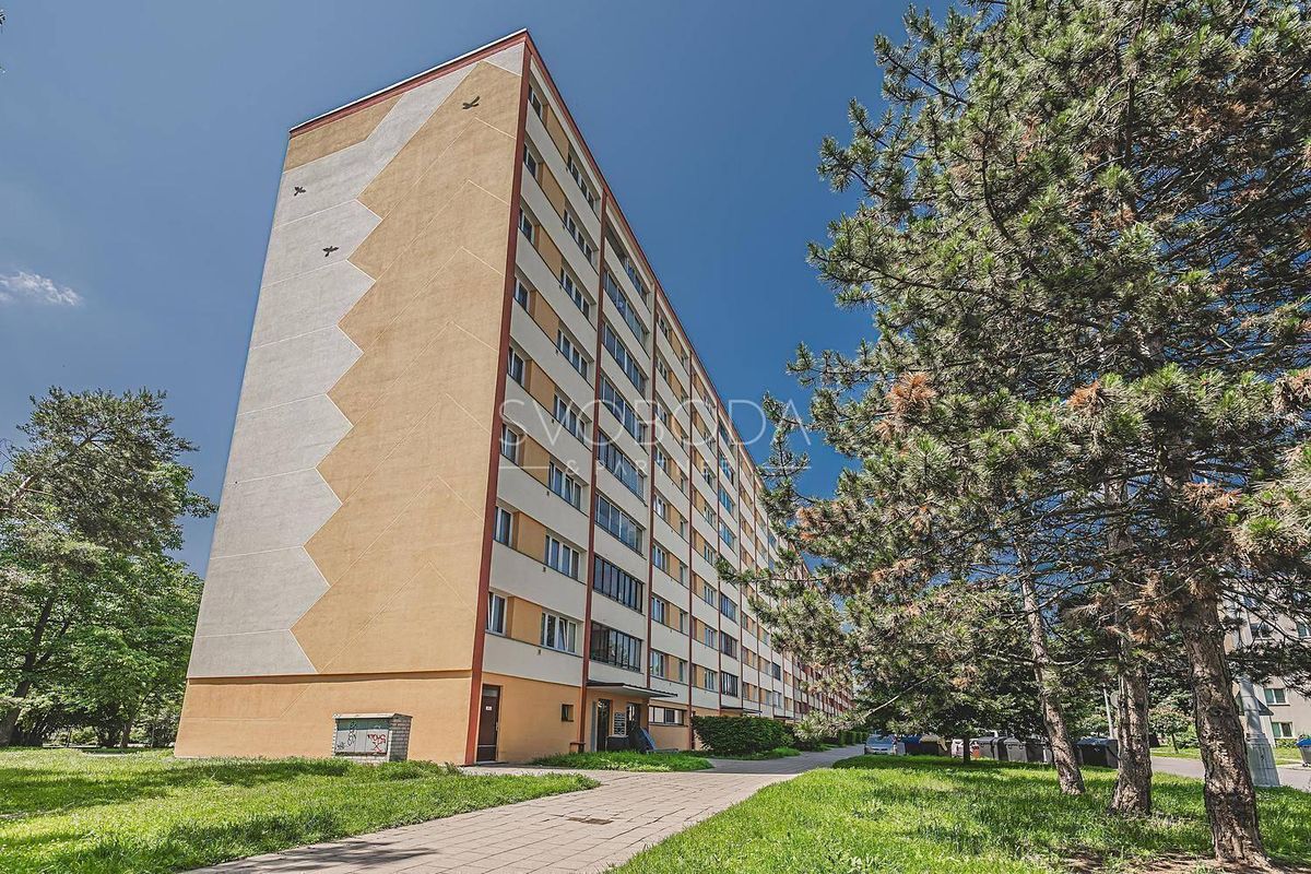Pronájem bytu 1+kk 27 m²