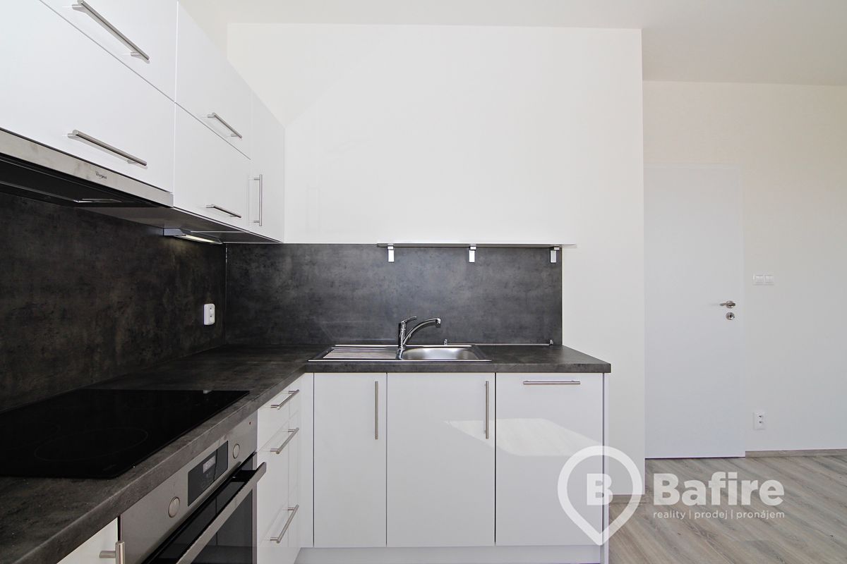 Pronájem bytu 2+kk 57 m² – fotografie 5