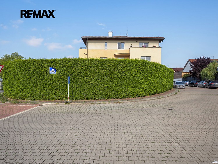 Prodej bytu 2+kk, 44 m² (24 z 33)