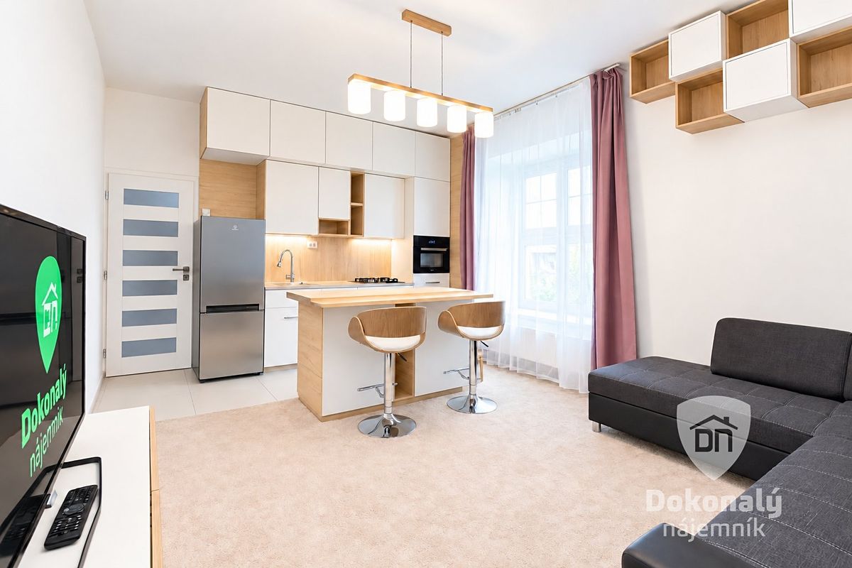 Pronájem bytu 2+kk 42 m²