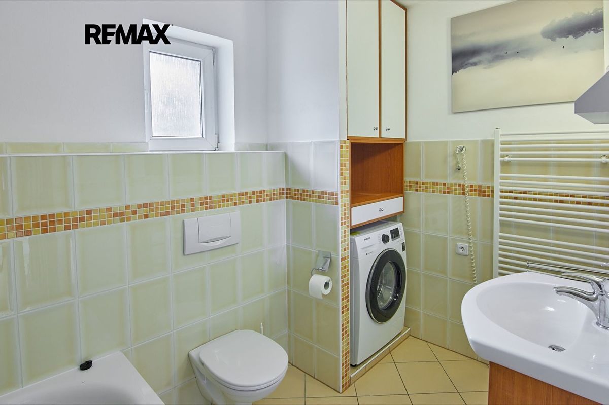 Pronájem rodinného domu 100 m², pozemek 133 m² – fotografie 3