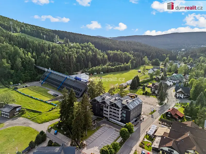 Prodej bytu 1+kk 30 m², Harrachov – náhled fotky 1