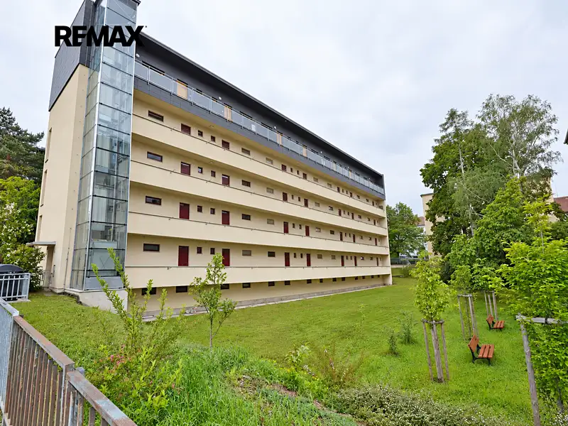 Pronájem bytu 2+kk 45 m², Brno – náhled fotky 1