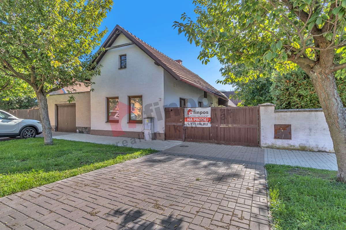 Prodej rodinného domu 100 m², pozemek 1664 m², Žiželice – fotka 1 z 3