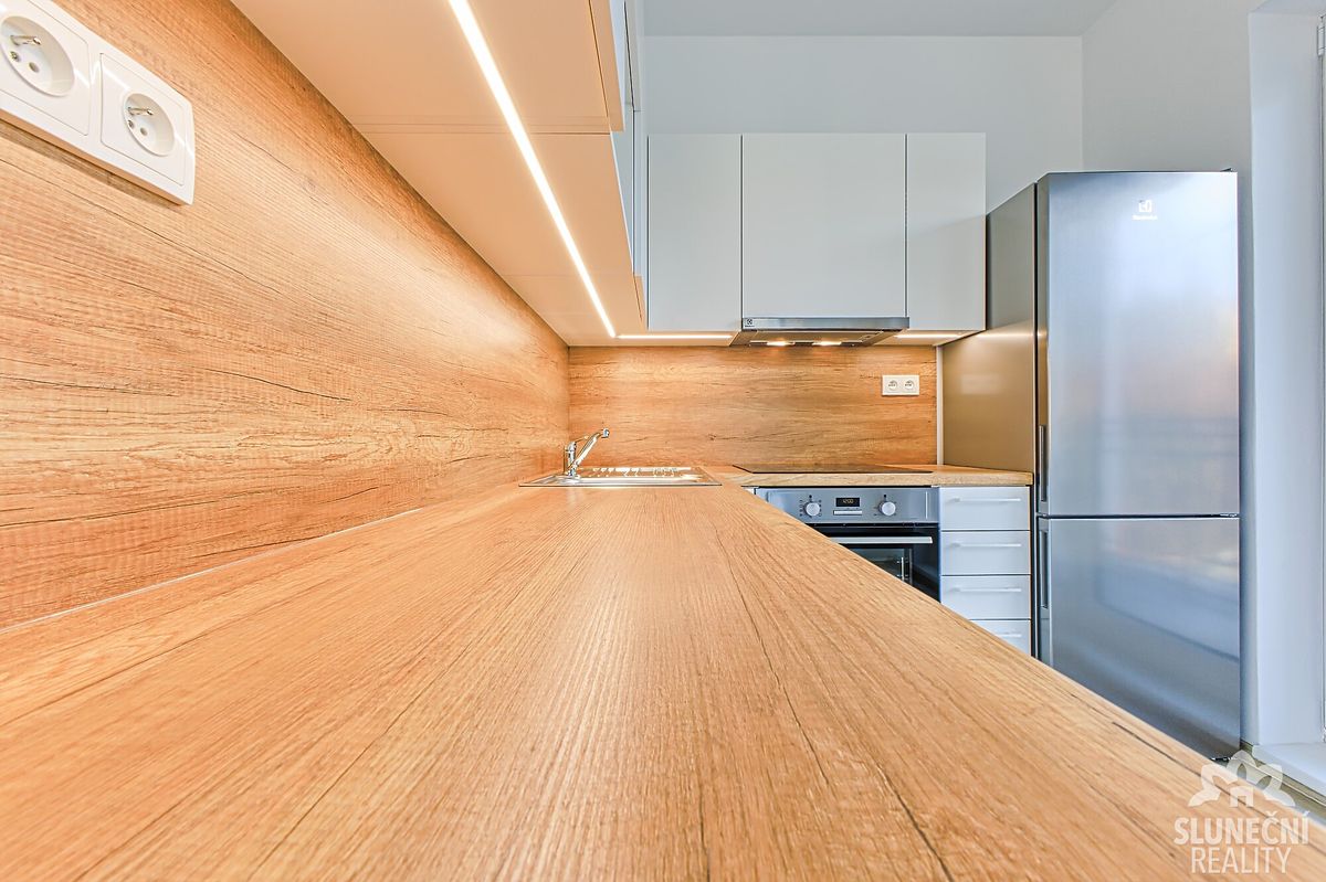 Pronájem bytu 2+kk 53 m² – fotografie 2