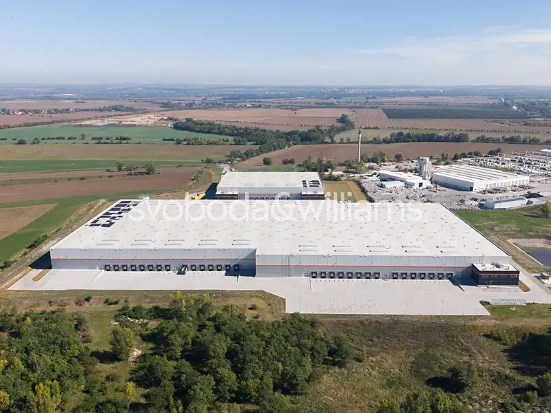 Pronájem výrobní haly, prostoru 11600 m², Lužec nad Vltavou – náhled fotky 1