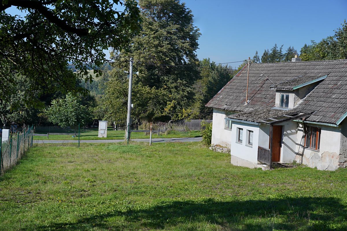 Prodej stavebního pozemku 808 m² – fotografie 2