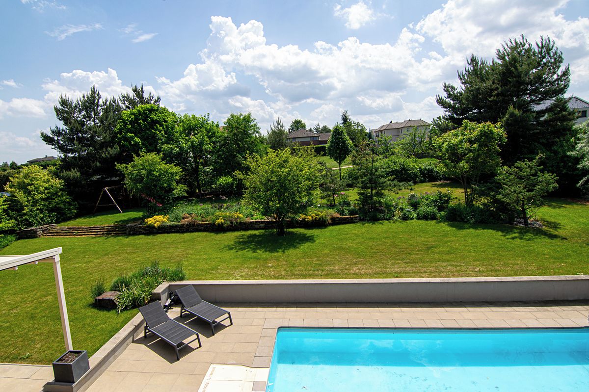 Prodej rodinného domu 431 m², pozemek 2021 m² – fotografie 3