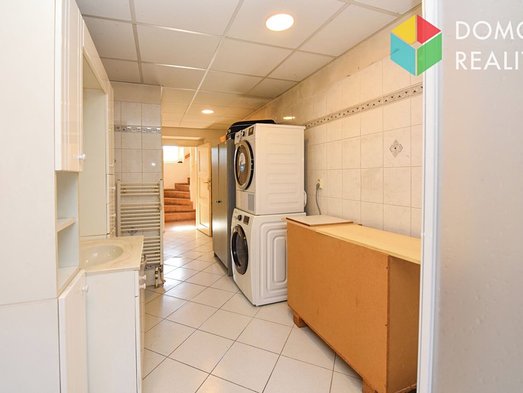 Prodej domu, 220 m² (30 z 46)