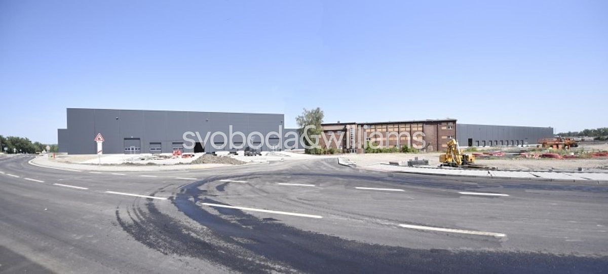 Pronájem skladového prostoru 4476 m² – fotografie 2