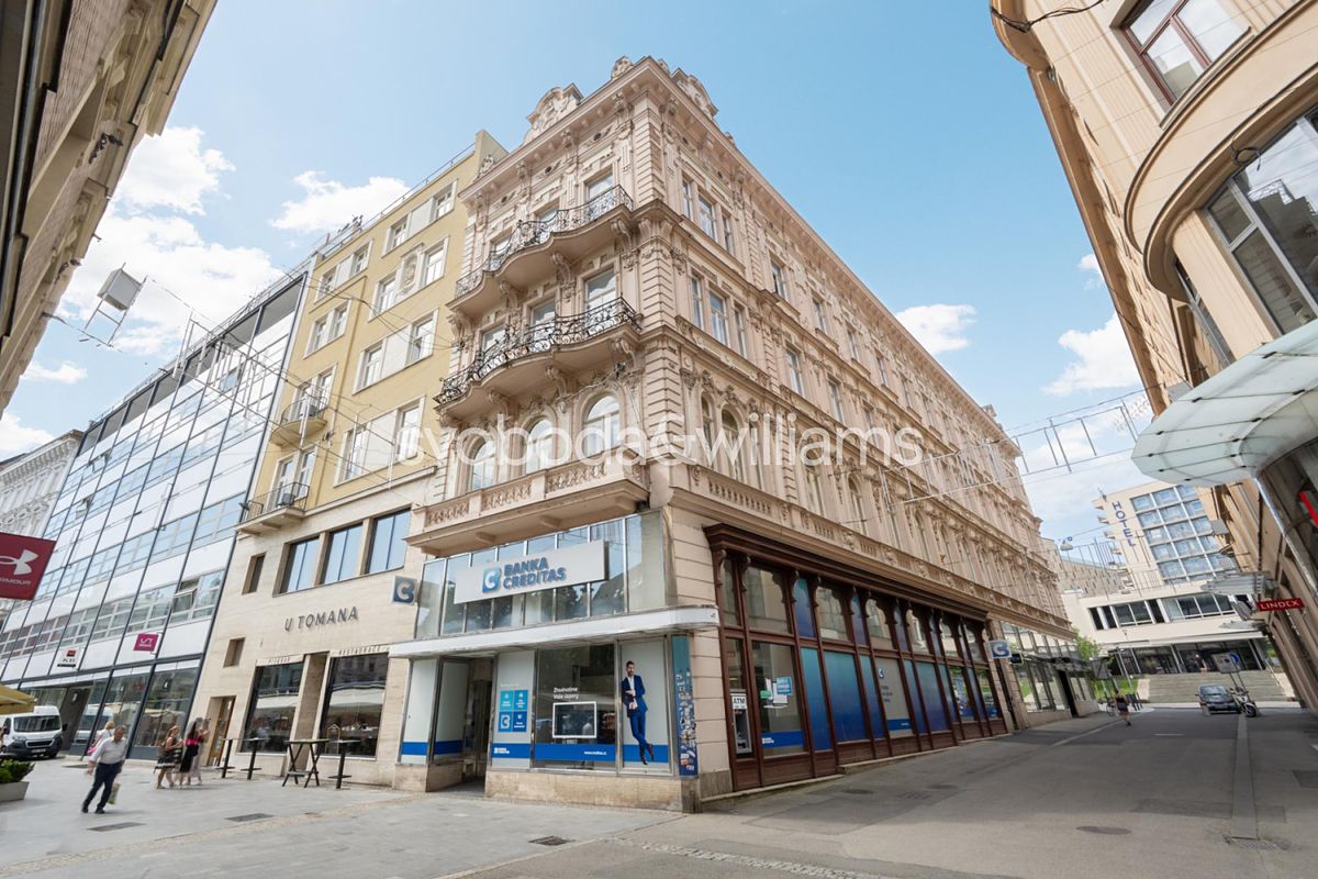 Prodej činžovního domu 1730 m²