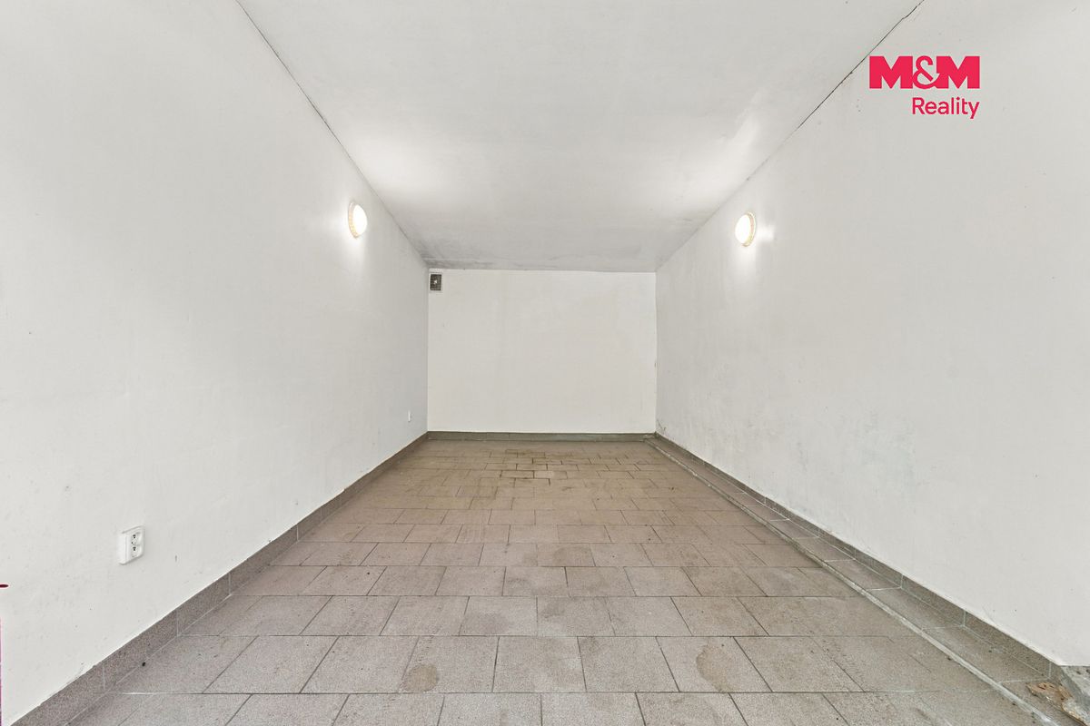 Prodej garáže 16 m² – fotografie 3