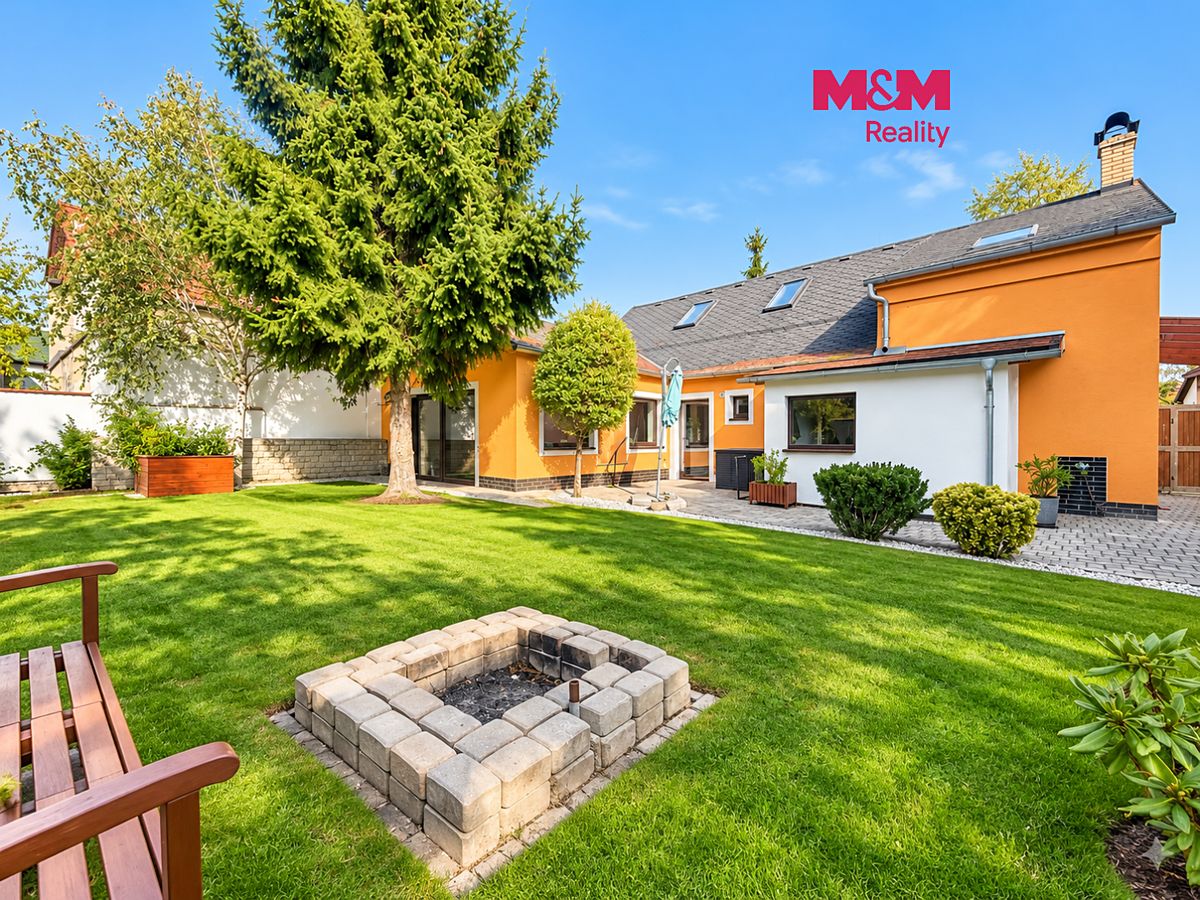 Pronájem rodinného domu 171 m², pozemek 464 m²