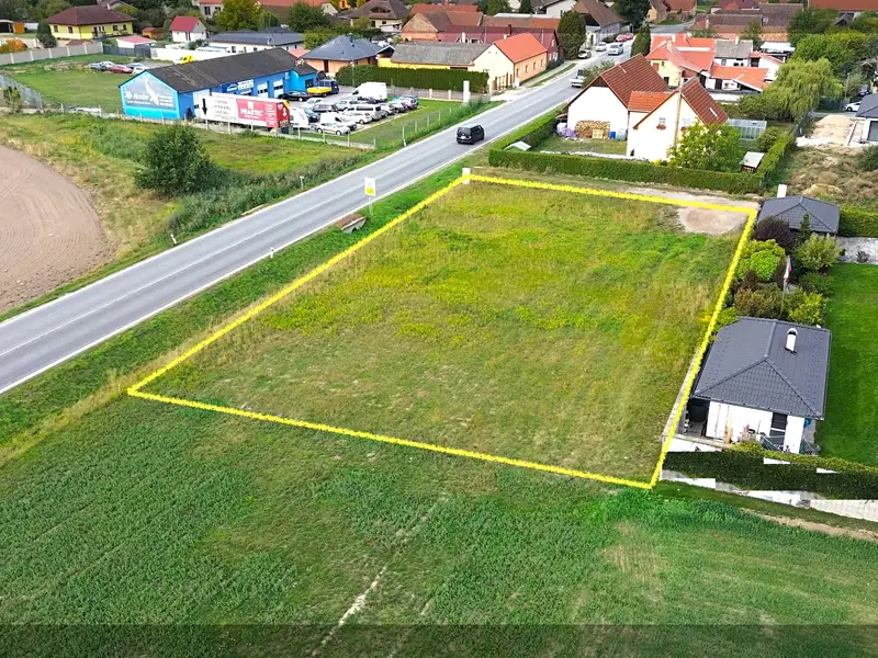 Prodej stavebního pozemku 1208 m², Pištín – náhled fotky 3