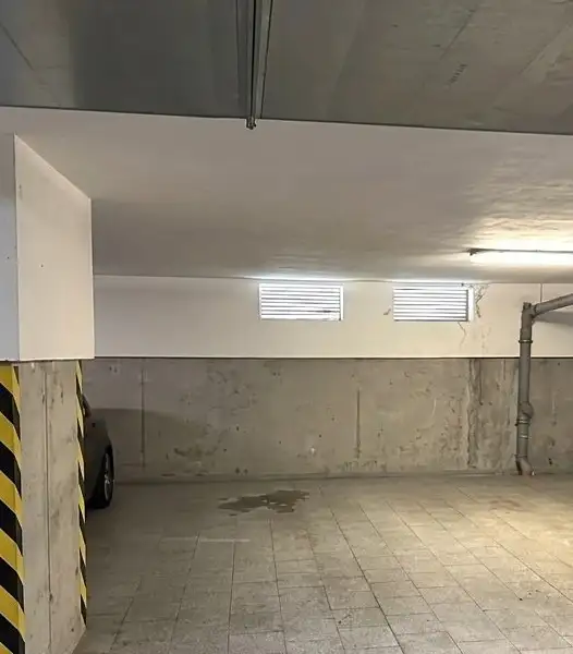 Pronájem garážového stání 18 m², Brno – náhled fotky 3
