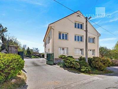 Prodej rodinného domu 326 m², pozemek 1686 m²