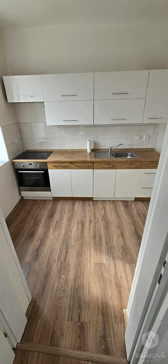 Pronájem bytu 2+1 57 m², Mimoň – fotka 1 z 3