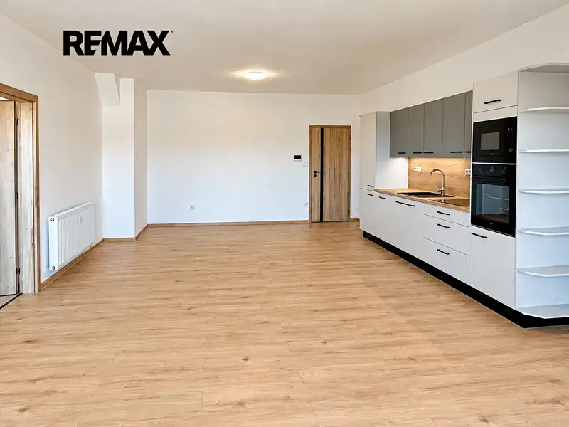 Pronájem bytu 2+kk 68 m², Pelhřimov – náhled fotky 2