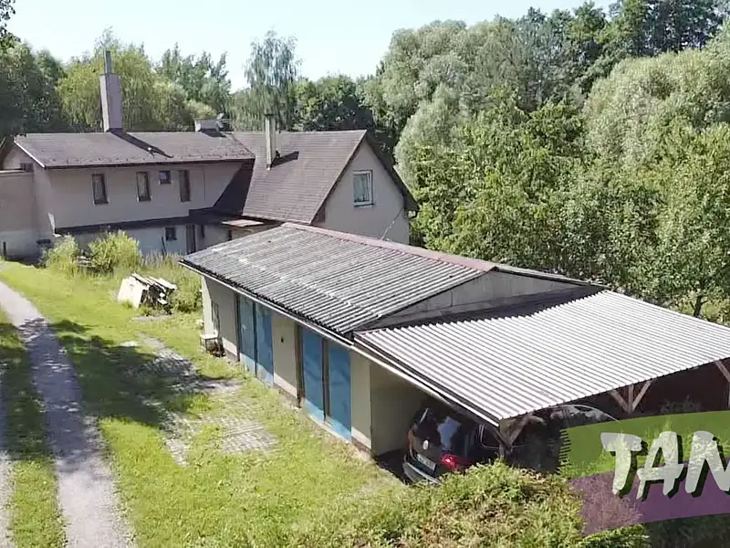 Prodej rodinného domu 219 m², pozemek 3334 m², Kocbeře – náhled fotky 1