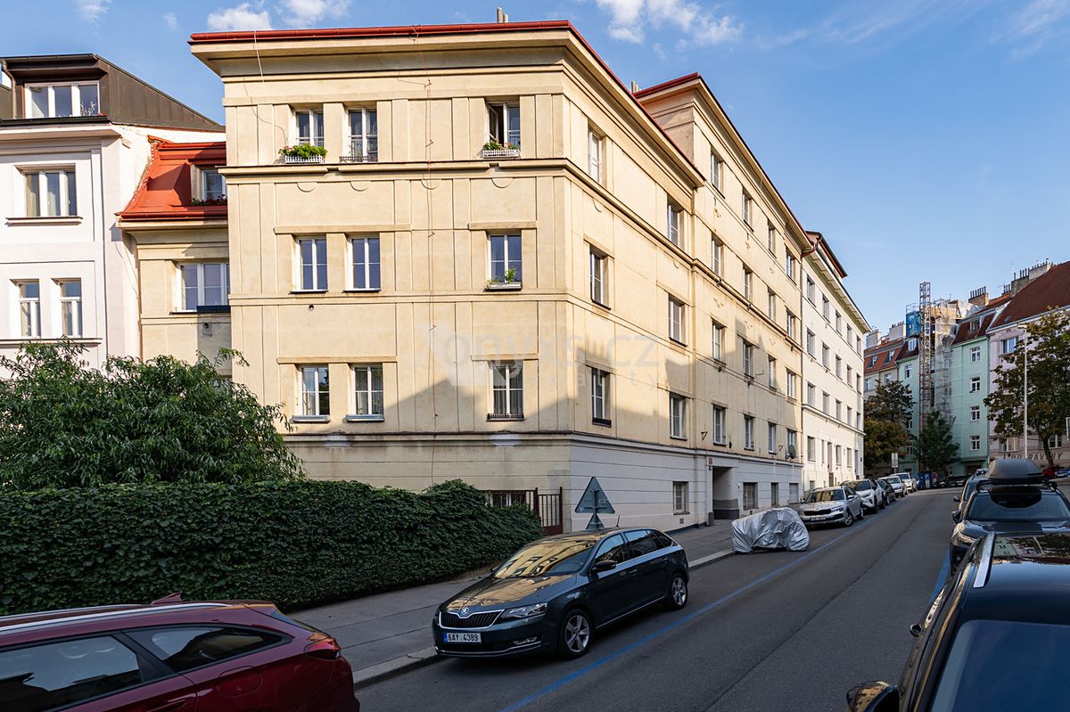 Pronájem bytu 2+1 66 m²