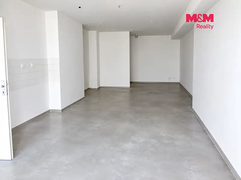 Pronájem skladového prostoru 12 m², Pardubice – náhled fotky 2