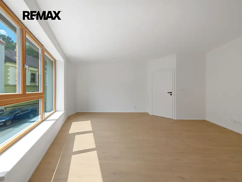 Prodej bytu 3+kk 115 m², Praha – náhled fotky 2