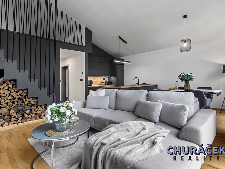 Prodej komerčního prostoru, 303 m² (8 z 79)