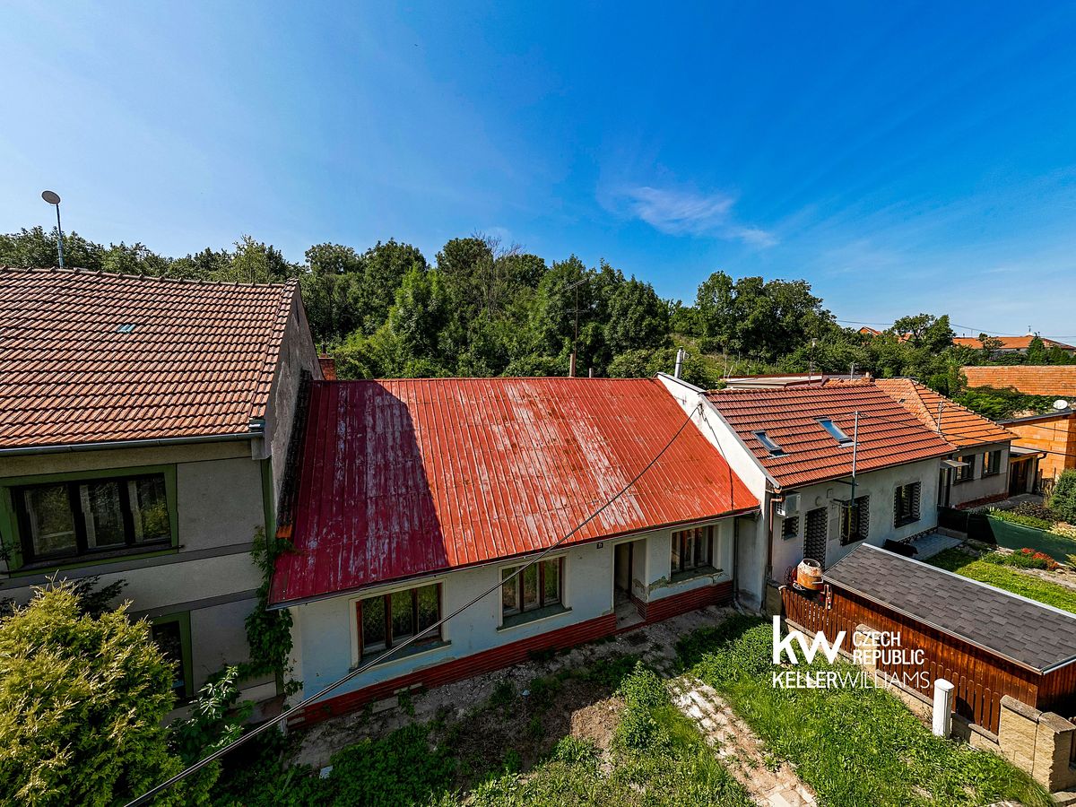 Prodej rodinného domu 90 m², pozemek 1283 m² – fotografie 2