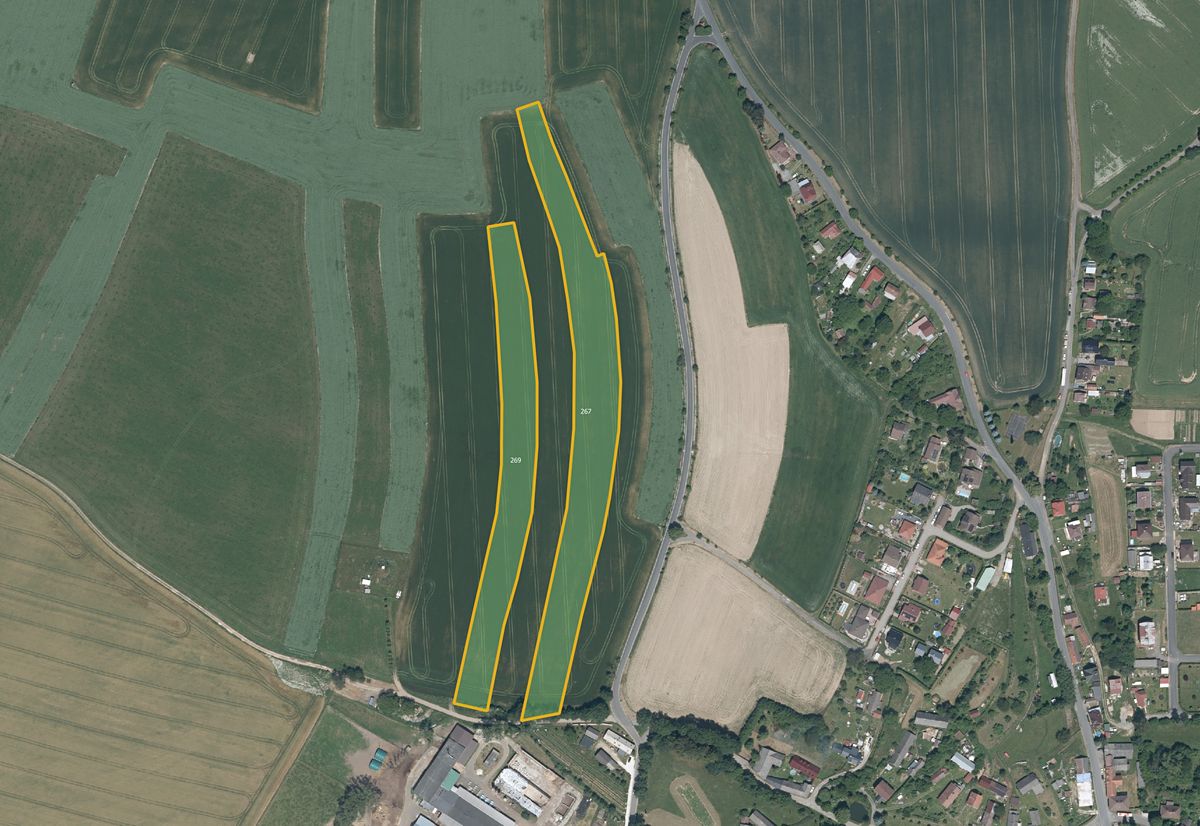 Prodej pole 17561 m²
