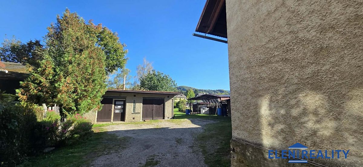 Prodej rodinného domu 260 m², pozemek 1458 m² – fotografie 5