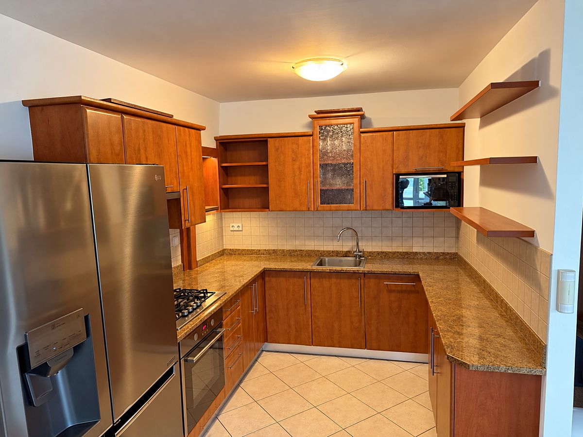 Prodej rodinného domu 200 m², pozemek 480 m² – fotografie 4