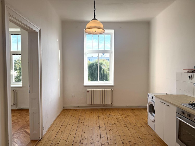 Pronájem bytu 2+1, 80 m² (4 z 15)