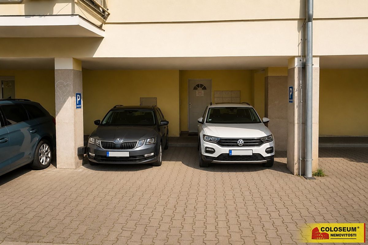 Pronájem garážového stání 60 m² – fotografie 2