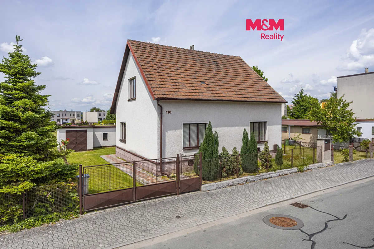 Prodej rodinného domu 130 m², pozemek 811 m²